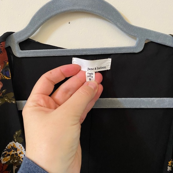 JUNE AND HUDSON WRAP FALL FLORAL MIDI DRESS SIZE S - Picture 3 of 4